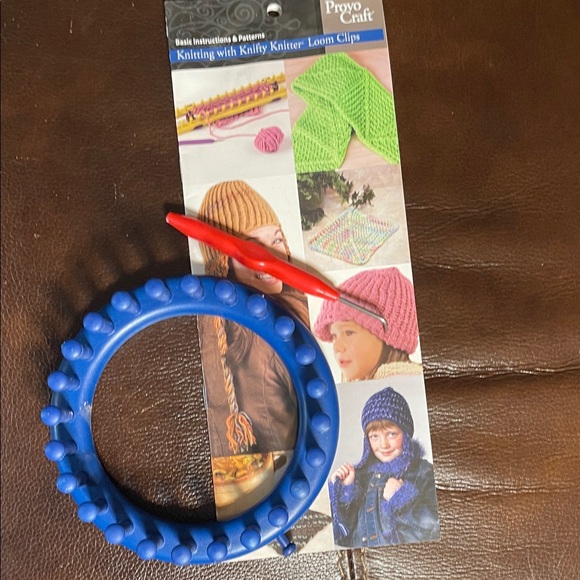 Another Loom & tool 🥴 - Picture 1 of 4